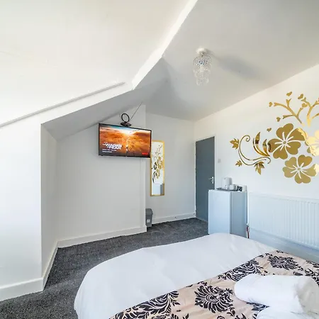 *rb246* For Your Relaxed & Cosy + Free Parking + Free Fast Wifi * *