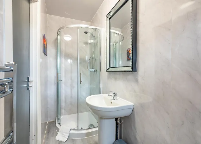 *rb246* For Your Relaxed & Cosy + Free Parking + Free Fast Wifi * Homestay *