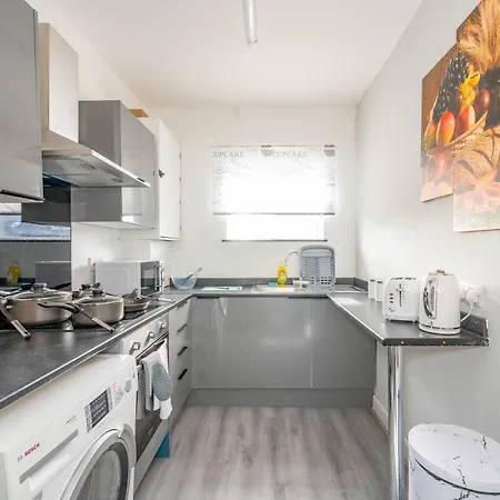 *rb246* For Your Relaxed & Cosy + Free Parking + Free Fast Wifi * Δωμάτια σε οικογενειακή κατοικία *