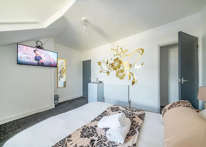 Rum i privatbostad *rb246* For Your Relaxed & Cosy + Free Parking + Free Fast Wifi * *